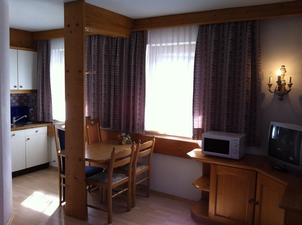Hotel Garni Pfandl 노이스티프트임스튀바이탈 객실 사진