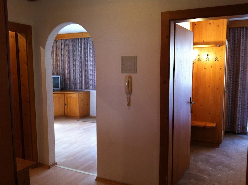 Hotel Garni Pfandl 노이스티프트임스튀바이탈 객실 사진